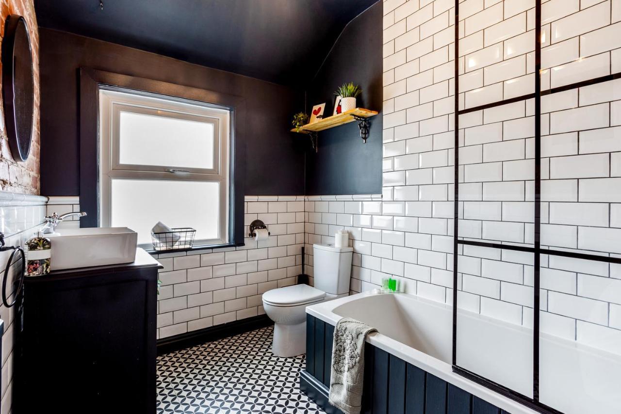 Stylish Romantic Country Escape Near Chester Christleton Kültér fotó