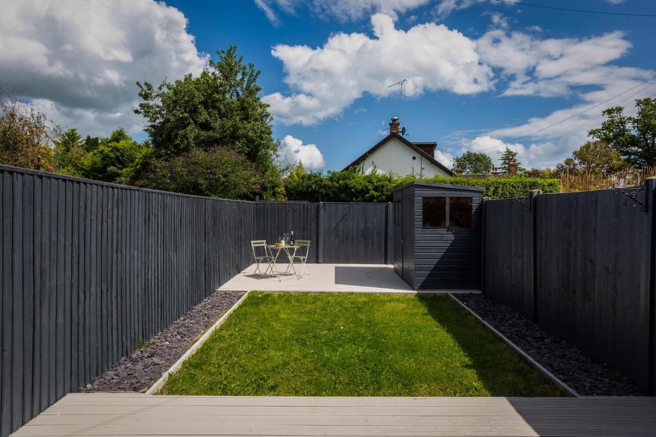 Stylish Romantic Country Escape Near Chester Christleton Kültér fotó