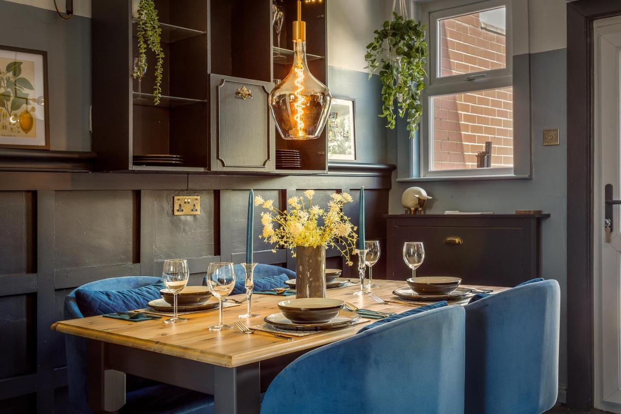Stylish Romantic Country Escape Near Chester Christleton Kültér fotó